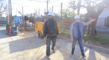 Gray supervisó los avances de una obra hídrica en Monte Grande
