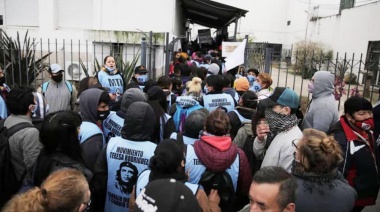 La Policía allanó dos locales del MTR y se conocieron videos sobre el pago a manifestantes