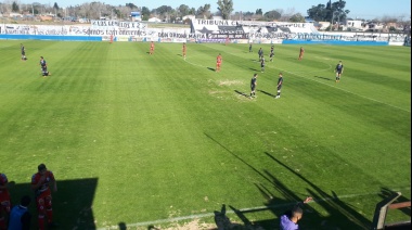 Claypole no pudo ante Real Pilar en el Rodolfo Capocasa