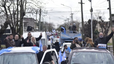 Balladares encabezó una “gran caravana peronista” en Lanús