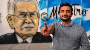 Balladares encabezó la presentación del primer mural homenaje a Quindimil