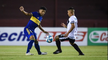 “El jugador del ascenso en la Copa Argentina juega por un sueño, pero el fin de semana vuelve a la realidad de su categoría”