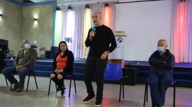 Rodríguez Larreta visitó una iglesia evangélica y recorrió una feria en Lomas