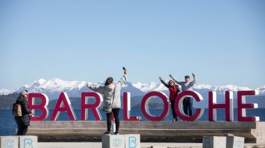 Turistas gastaron más de 17 mil millones de pesos en el fin de semana largo