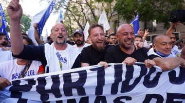 Insaurralde en Plaza de Mayo: “Con Alberto, con Cristina y con Axel reafirmamos la lealtad con nuestro pueblo”