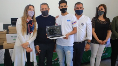 Gray y Vila inauguraron una escuela secundaria en El Jagüel