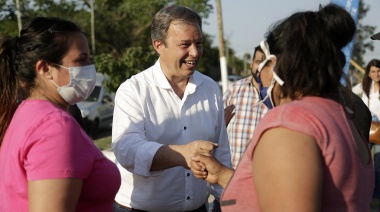 Cascallares recorrió un nuevo espacio público equipado por el Municipio