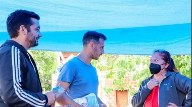 Álvarez y Balladares dialogaron con comerciantes, vecinos, fomentistas y feriantes