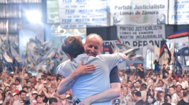 Insaurralde, Kicillof y Máximo encabezaron el cierre de campaña de los candidatos de FdT en Lomas