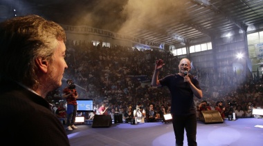Insaurralde, Kicillof y Máximo encabezaron el cierre de campaña de los candidatos de FdT en Lomas