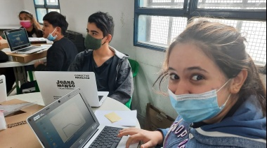 Avanza la entrega de 5.800 netbooks a estudiantes de primer año del secundario