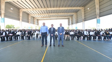 Insaurralde, Berni y Watson participaron de la jornada de inscripción de aspirantes a la Policía Bonaerense en Florencio Varela