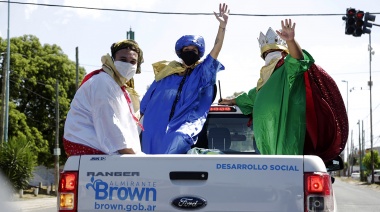 Los Reyes Magos llevaron alegría y magia a los niños de las instituciones de Brown