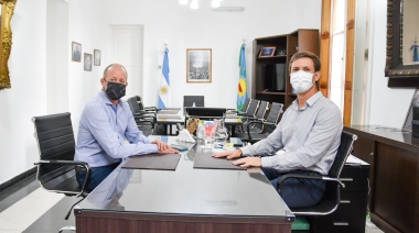 Insaurralde visitó San Vicente y recorrió obras en escuelas junto a Mantegazza