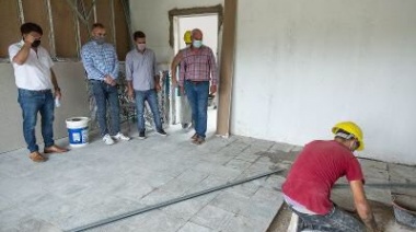 Fabiani recorrió obras de mejoras en escuelas de la localidad de Don Orione