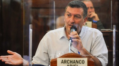 Archanco cargó contra Garro: “Tira la pelota afuera y no se hace cargo de lo que le corresponde”