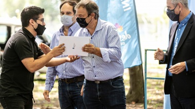 Cascallares y Fabiani entregaron junto a Ferraresi créditos del programa “Casa Propia”