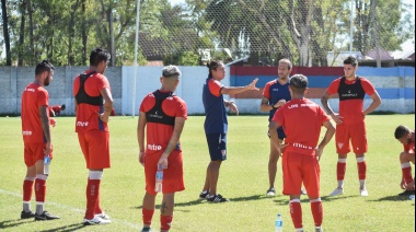 Sebastián Salomón: “Queremos darles el ascenso a todos los hinchas de Los Andes”