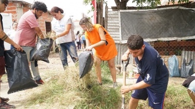 Otermín y Vilar participaron de la jornada solidaria “Kirchner es Pueblo” en el barrio Tongui