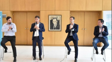 Kicillof firmó convenios para mejorar la infraestructura sanitaria en 28 municipios