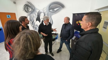 Insaurralde visitó una sede de la Fundación PUPI junto a Galdurralde