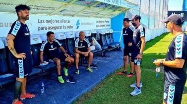 Gastón Aguirre y Cristian Quiñonez dejaron de ser los entrenadores de Temperley