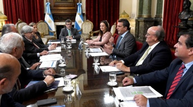 Massa recibió a la UIA para trabajar en la agenda parlamentaria de la industria