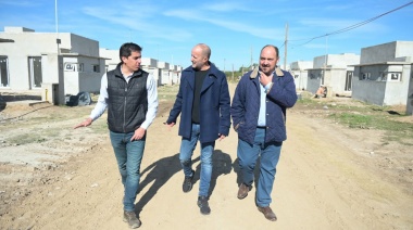 Insaurralde recorrió Ranchos: “Nuestro compromiso es estar al lado del que invierte y genera empleo”