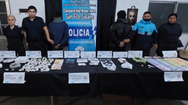Policías disfrazados de carteros descubrieron un búnker de drogas en una iglesia