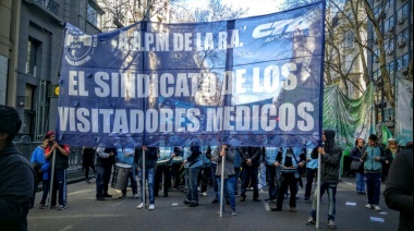 Visitadores médicos cerraron una paritaria del 45% para seis meses y sube el piso salarial