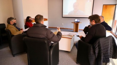 Gray se reunió con el equipo de Obras Públicas del municipio