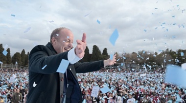 Insaurralde tomó juramento a la Bandera a más de 12 mil alumnos y alumnas de Lomas