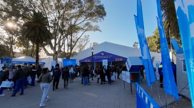 Con Felipe Pigna, el “Turco” García y Capusotto arranca la Feria del Libro de Almirante Brown