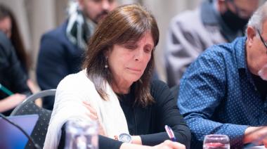 García advirtió que hay dirigentes que "no pueden dar cuenta de su pasado porque fueron aliados del macrismo”
