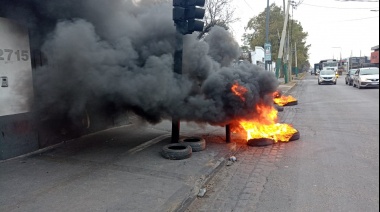 Los trabajadores de Firestone frenan la producción para pedir aumento salarial
