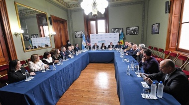 El embajador de Estados Unidos visitó el Senado bonaerense