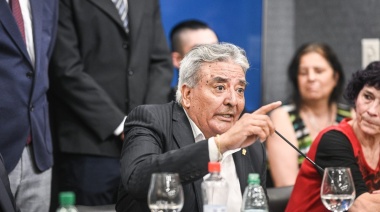 “La patria es una sola y no hay que dividirla”, subrayó Ledesma en un acto junto a Moreno
