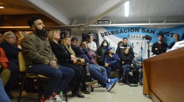 Velázquez acompañó la presentación del “Plan Económico Peronista”
