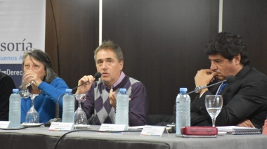 Lorenzino aseguró que “es necesario abrir la cabeza” para debatir el consumo de drogas
