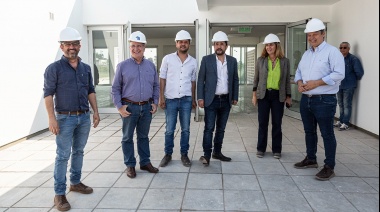 Cascallares y Fabiani recorrieron las obras del nuevo jardín de infantes de Glew
