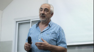 Deglaue insistió en que el acto por el 17 de octubre debería ser “uno solo”