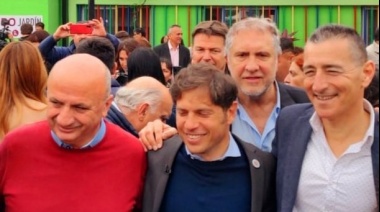 Kicillof visitó Lanús junto a Tolosa Paz y firmó convenios para avanzar con obras en Villa Porá y barrio Acuba