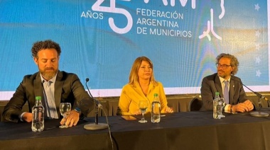 “Necesitamos gobiernos locales innovadores para ciudades más humanas”, subrayó Litza