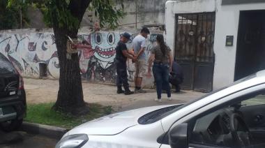 Violó a una joven a la que amenazó con un cuchillo pero fue reconocido por redes sociales