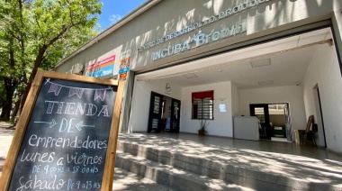 Emprendedores ofrecen productos de calidad a precios accesibles