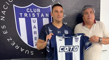 Joaquin Mendive - Jugador de fútbol - Club Tristán Suárez