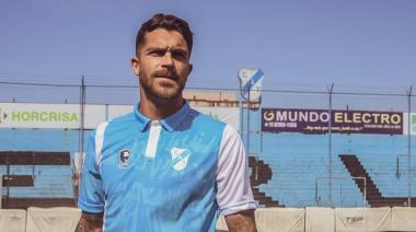 Arregui arengó a los hinchas en la presentación del plantel: "El Cele va a volver"