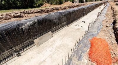 La obra de la avenida Capitán Olivera suma pavimento, veredas, hidráulica y luces Led