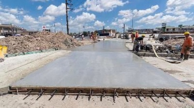 Amplían la Rotonda Los Pinos y avanzan con trabajos de pavimentación