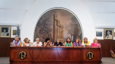 En el #8M, Mujeres Sindicales coparon la CGT y cantaron por “Cristina presidenta”
